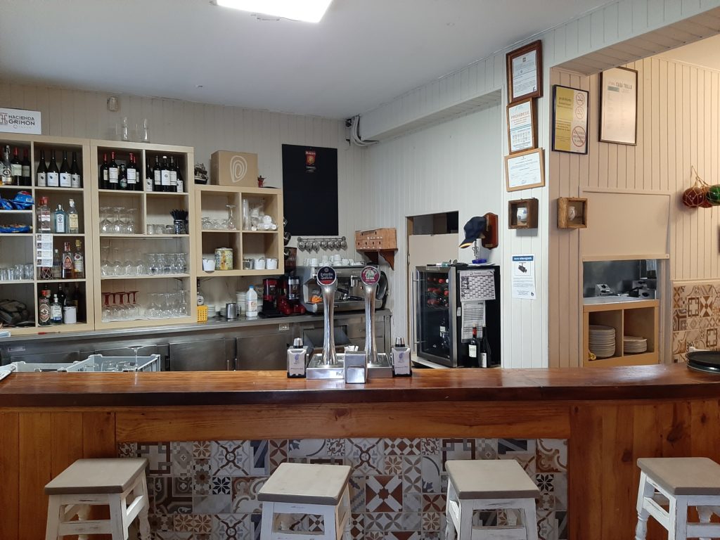 Interior 03